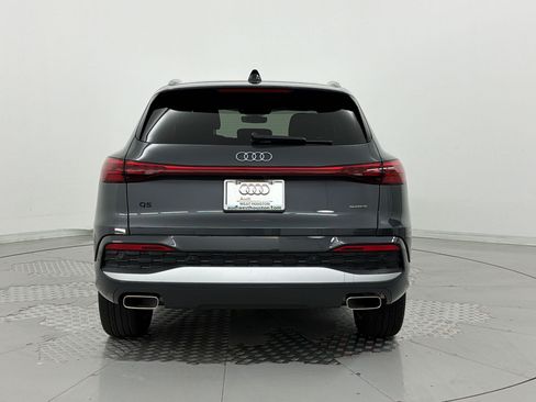 Certified 2025 Audi Q5 Premium w/ Convenience Package AWD/4WD image 10