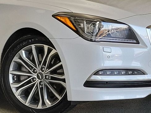 Used 2017 Genesis G80 3.8 w/ Option Group 02 image 3