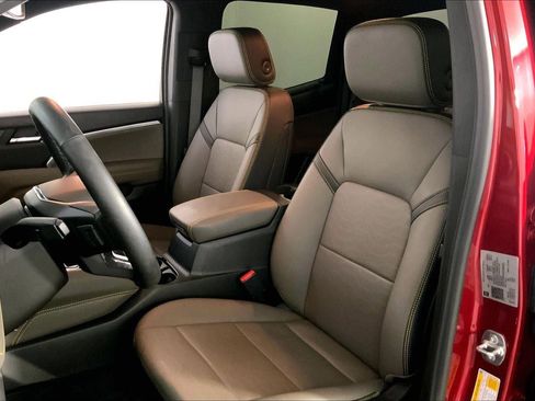 Used 2025 Chevrolet Colorado ZR2 w/ Technology Package image 23