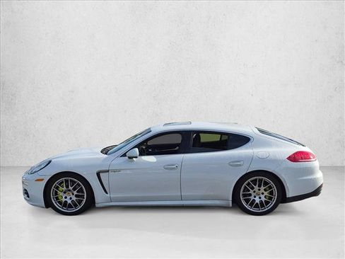 Used 2014 Porsche Panamera S RWD image 8