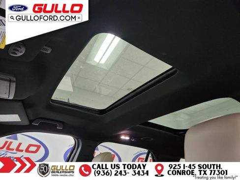 Used 2019 Ford Explorer XLT w/ Equipment Group 202A image 19