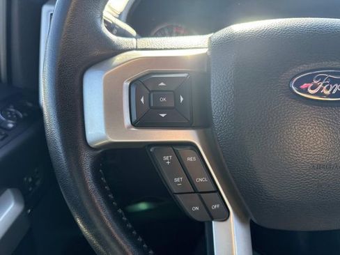 Used 2022 Ford F350 Lariat w/ Black Appearance Package image 28