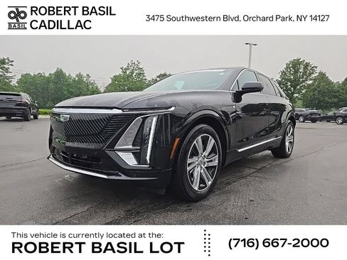 Certified 2024 Cadillac Lyriq Tech w/ Driver Assist Package AWD/4WD image 1