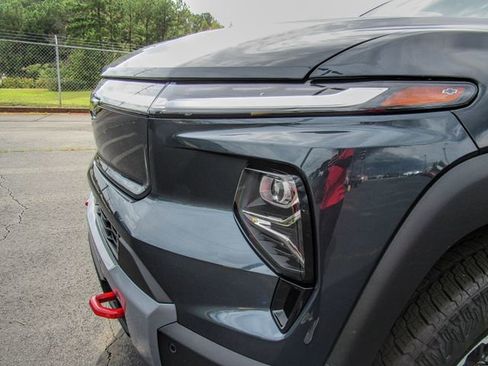 New 2026 Chevrolet Silverado EV Trail Boss image 12