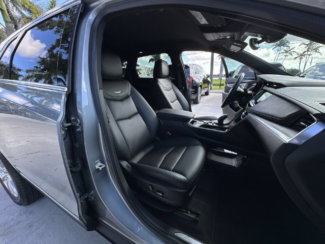 Certified 2024 Cadillac XT5 Luxury FWD image 31