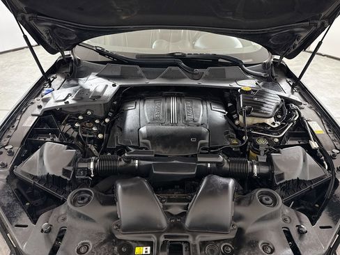 Used 2013 Jaguar XJ L Portfolio RWD image 29