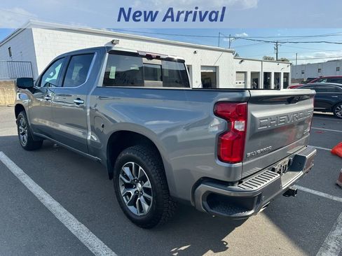 Used 2021 Chevrolet Silverado 1500 High Country w/ Technology Package AWD/4WD image 4