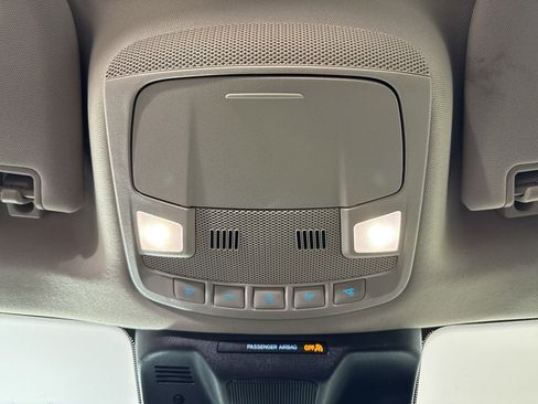 Used 2022 Ford Expedition XLT image 32