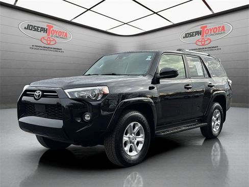 Certified 2024 Toyota 4Runner SR5 image 1