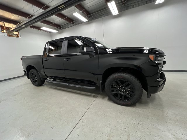 Certified 2025 Chevrolet Silverado 1500 RST w/ Rally Edition AWD/4WD image 9