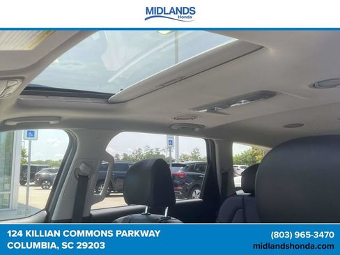 Used 2025 Kia Telluride S FWD image 17