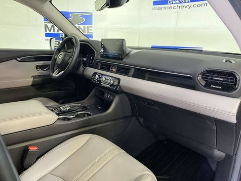 Used 2025 Honda Pilot Touring image 36