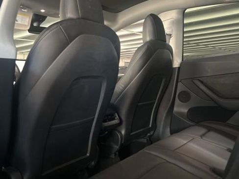 Used 2023 Tesla Model Y Long Range image 4