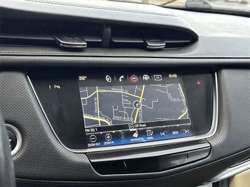 Used 2018 Cadillac XT5 Luxury image 20