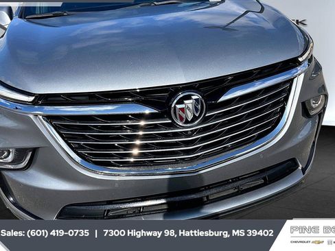 Used 2023 Buick Enclave Premium w/ Experience Buick Package FWD image 22