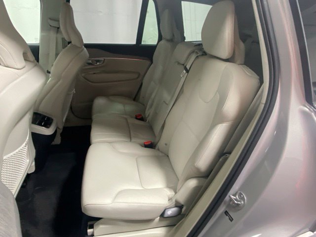 Used 2024 Volvo XC90 B5 Plus AWD/4WD image 14