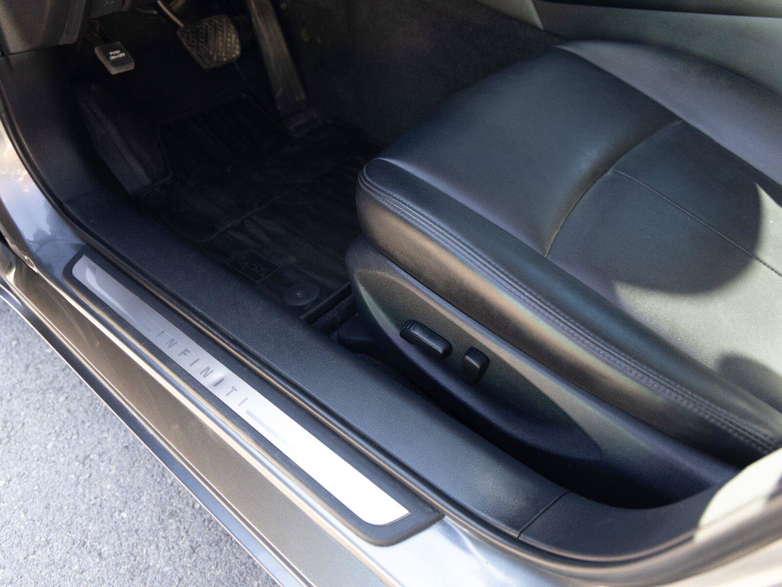 Used 2021 INFINITI Q50 Luxe w/ Cargo Package AWD/4WD image 13
