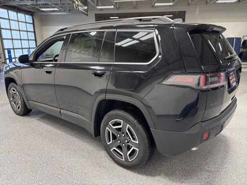 New 2026 Jeep Cherokee Limited image 5