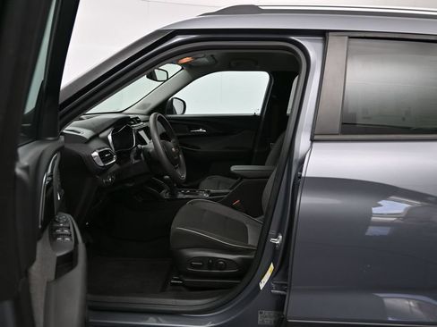 Used 2021 Chevrolet TrailBlazer LT w/ Convenience Package FWD image 20