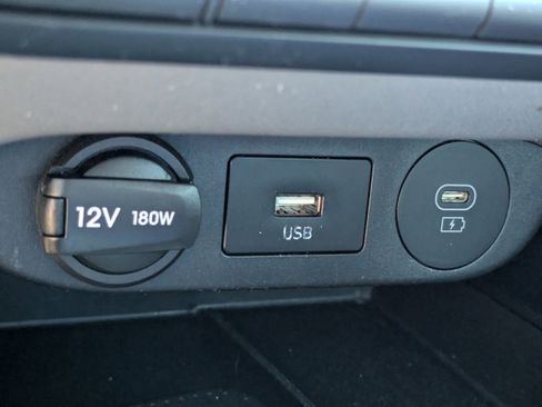 Used 2024 Hyundai Elantra SEL w/ Convenience Package FWD image 22