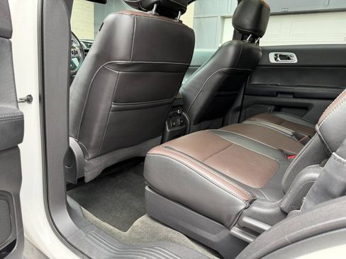Used 2015 Ford Explorer Sport w/ Equipment Group 401A AWD/4WD image 26