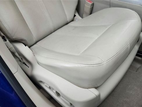 Used 2012 Cadillac SRX Luxury FWD image 24