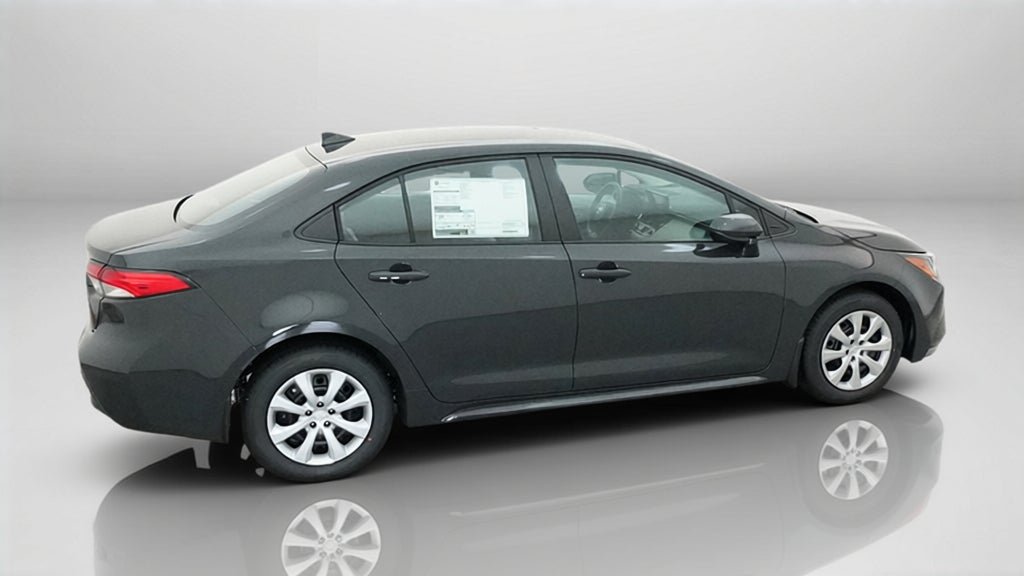 New 2027 Toyota Corolla LE FWD image 10