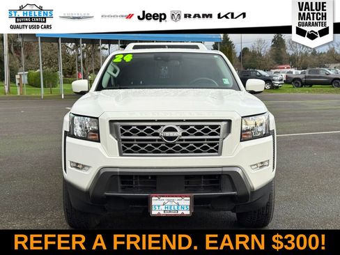 Used 2024 Nissan Frontier SV w/ SV Convenience Package image 12