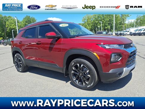 Used 2022 Chevrolet TrailBlazer LT AWD/4WD image 1