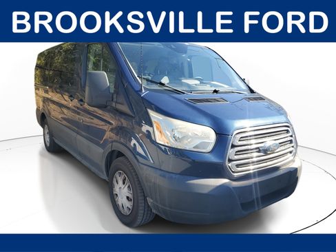 Used 2015 Ford Transit 150 XLT image 1