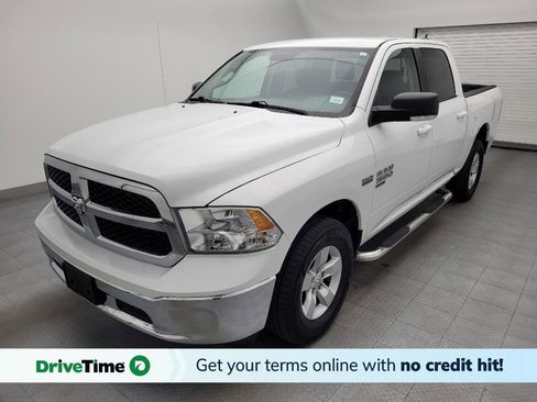Used 2019 RAM 1500 Classic SLT w/ Luxury Group image 1