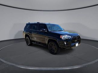 Used 2023 Toyota 4Runner SR5 Premium w/ Moonroof Package RWD video 2