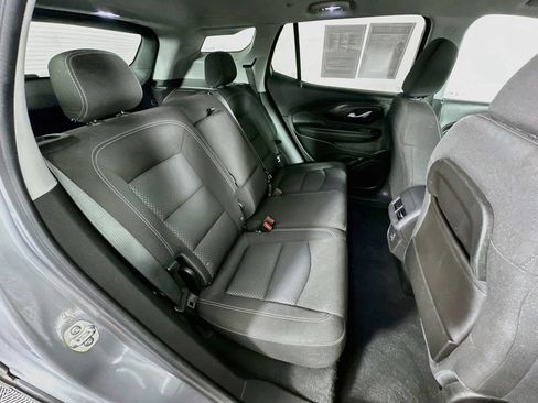 Used 2024 GMC Terrain SLE FWD image 31