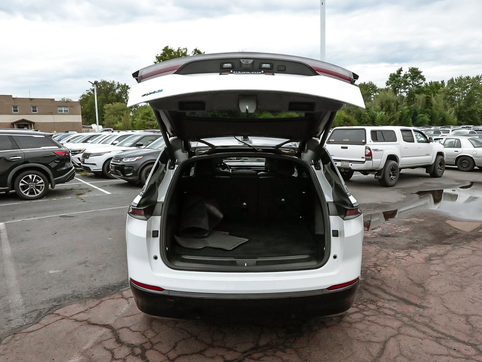 Used 2024 Jeep Wagoneer Launch Edition AWD/4WD image 50