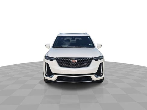 Certified 2024 Cadillac XT6 Luxury w/ LPO, Floor Liner Package AWD/4WD image 3