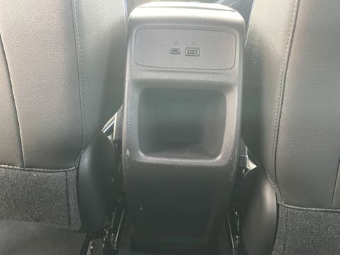 Used 2025 Buick Envista Sport Touring image 24