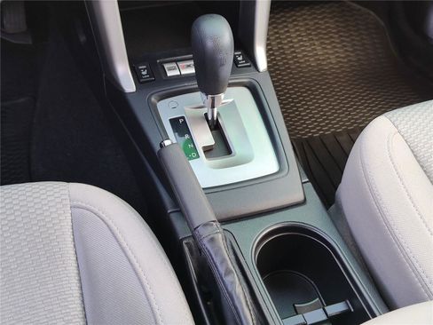 Used 2018 Subaru Forester 2.5i Premium image 19