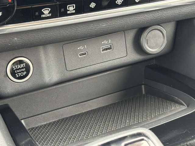 Used 2023 Nissan Rogue SV AWD/4WD image 17