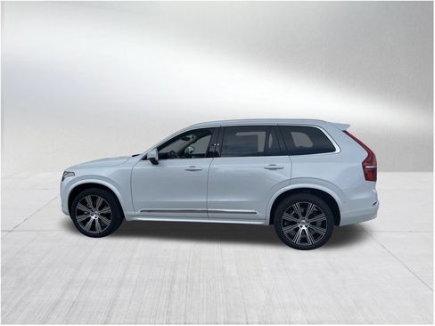 New 2025 Volvo XC90 B6 Plus w/ Protection Package Premier image 2