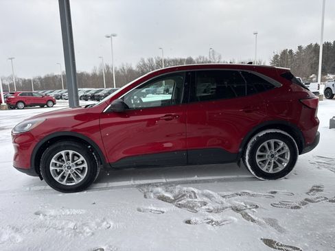 Certified 2022 Ford Escape SE w/ Convenience Package image 4