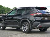 Used 2023 Nissan Rogue S image 3
