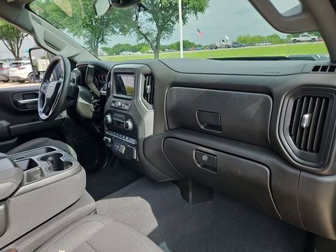 Used 2025 Chevrolet Silverado 2500 Custom w/ Custom Convenience Package AWD/4WD image 26