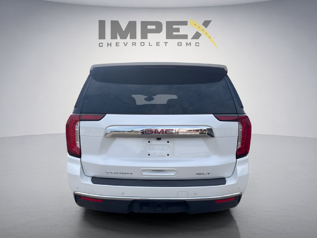 Used 2022 GMC Yukon SLT w/ SLT Luxury Package AWD/4WD image 4