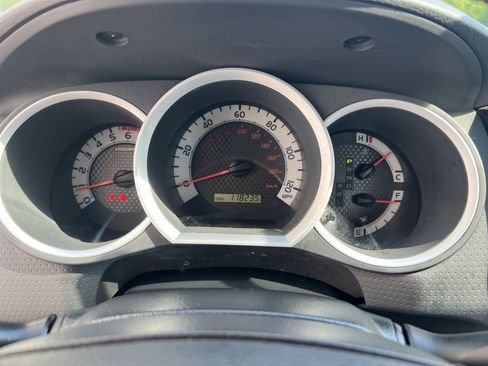Used 2014 Toyota Tacoma 4x4 Regular Cab image 16