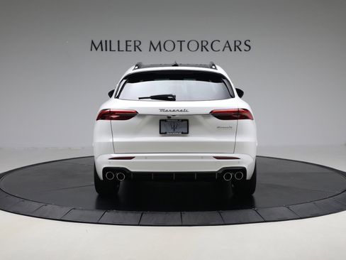 New 2025 Maserati Grecale GT image 5