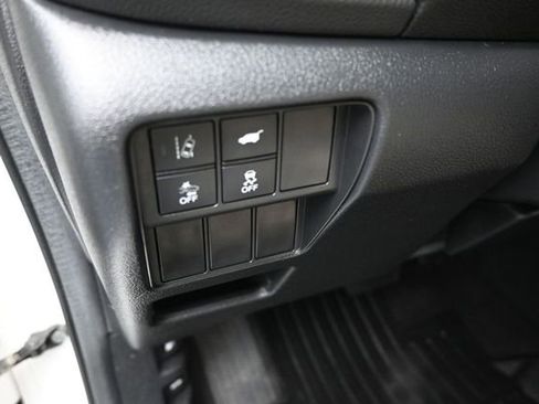 Used 2018 Honda CR-V Touring image 13