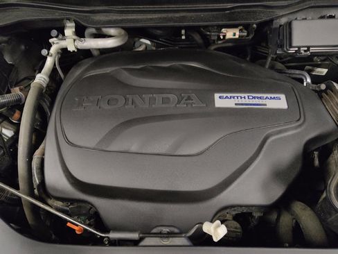 Used 2020 Honda Pilot EX image 30