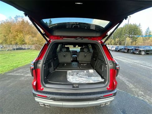 New 2026 Chevrolet Traverse LT w/ Driver Confidence Package image 25