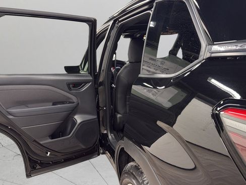 New 2026 Subaru Forester Premium image 27