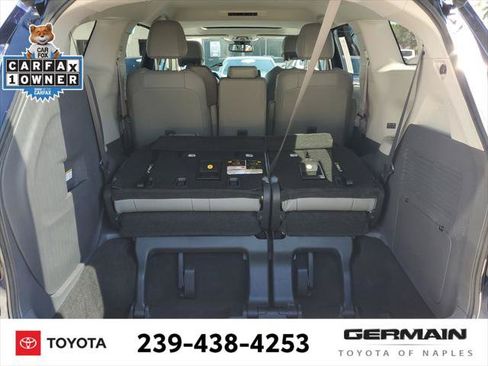 Certified 2021 Toyota Sienna XLE FWD image 24